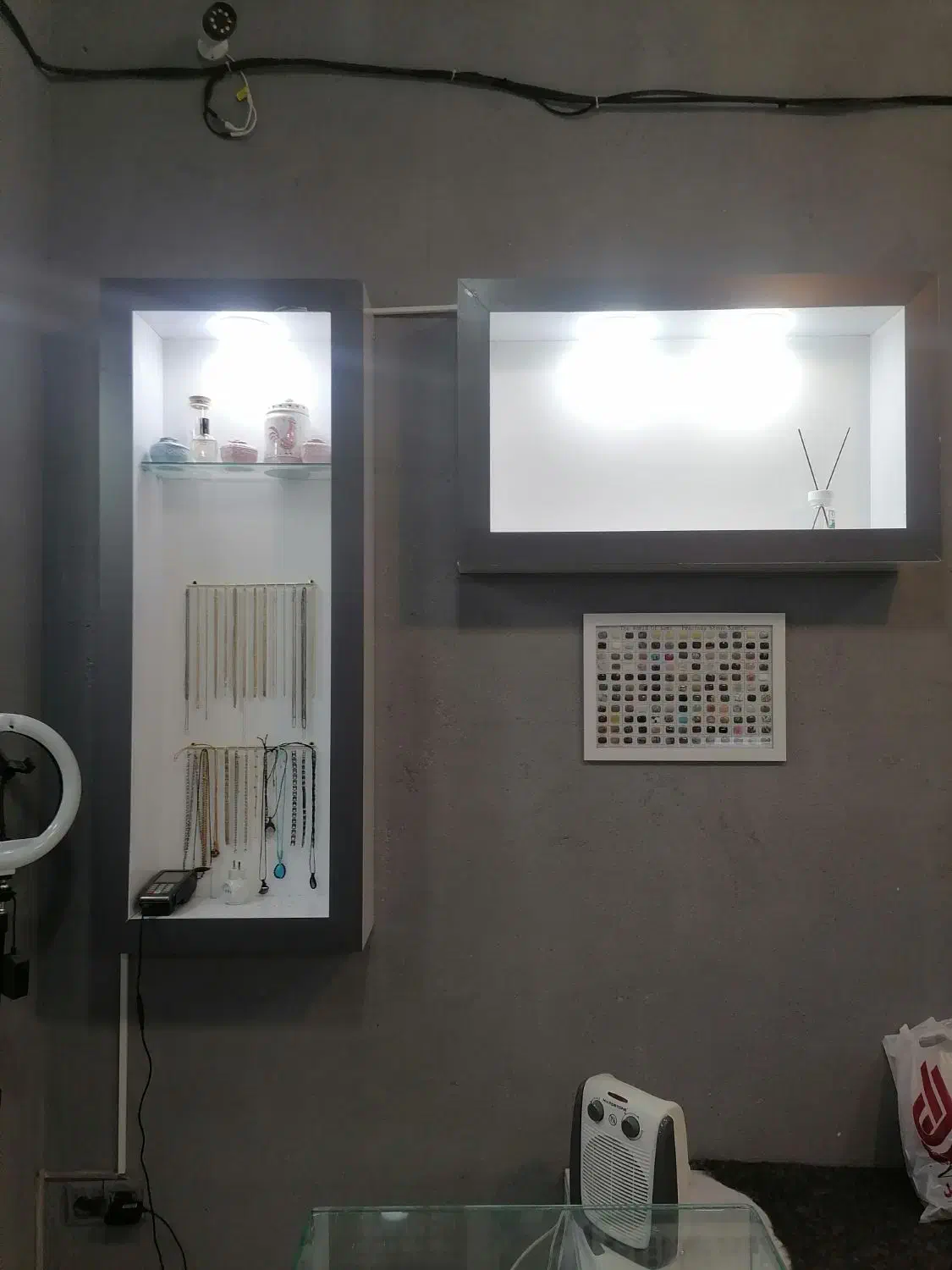 فروش دکور مغازه، زیبا و اماده|فروشگاه و مغازه|کرمان, |دیوار