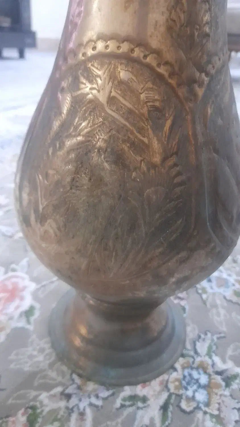 گلدان|کلکسیون اشیاء عتیقه|خرمشهر, |دیوار