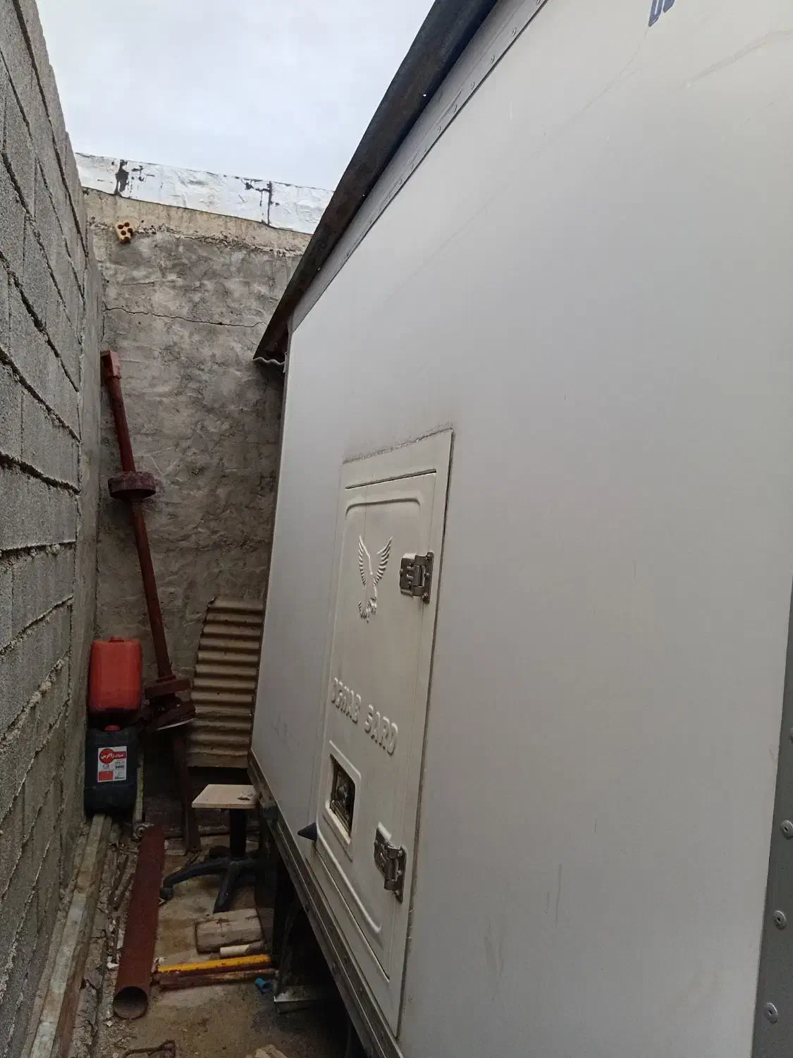 یخچال ایسوزو ۵۲۰۰ بالا صفر در حد|ماشینآلات صنعتی|امیدیه, |دیوار