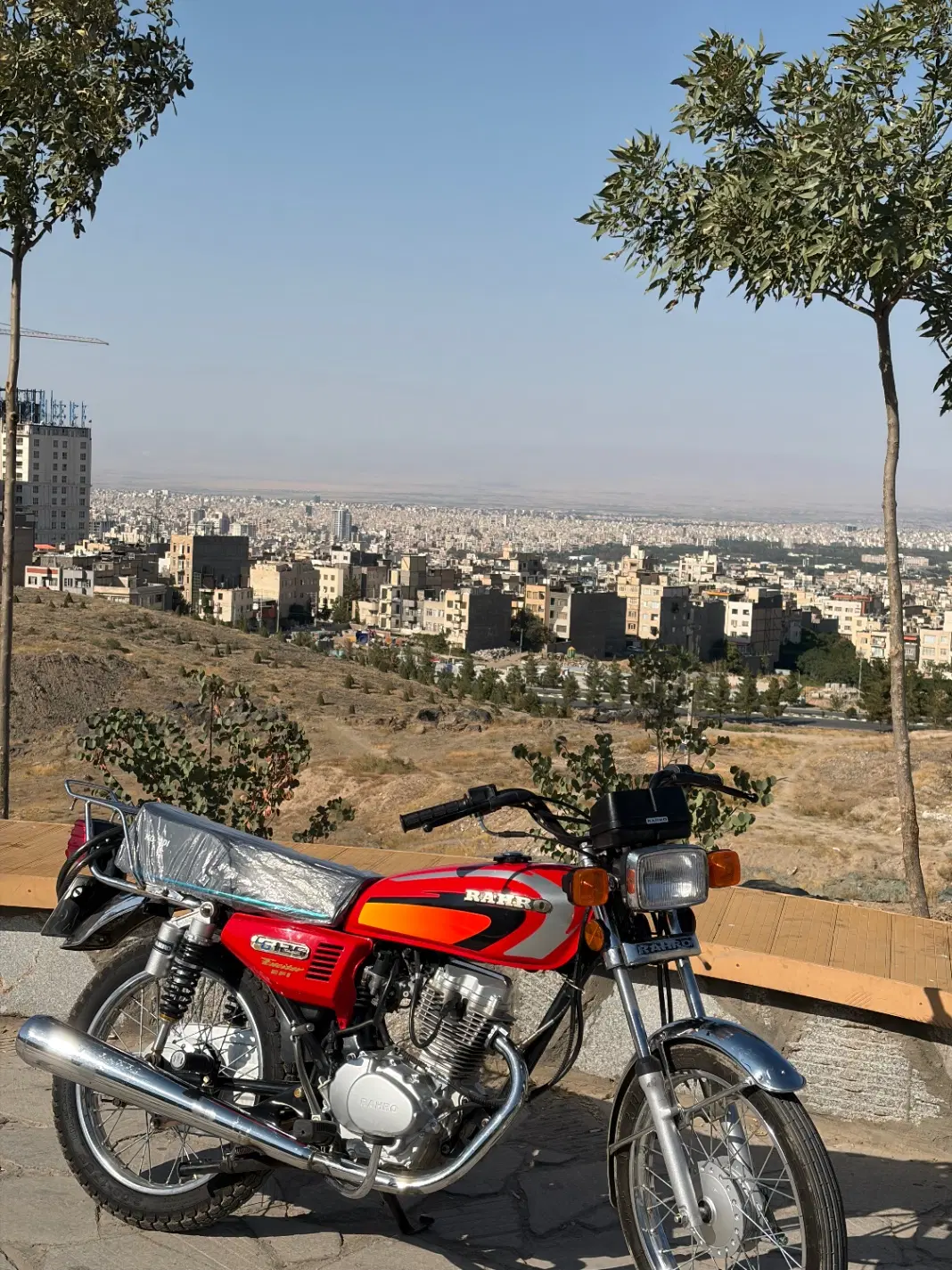 هندا۱۲۵رهرو مدل۱۴۰۴ درحد صفر کم کار|موتورسیکلت|مشهد, کوی المهدی|دیوار