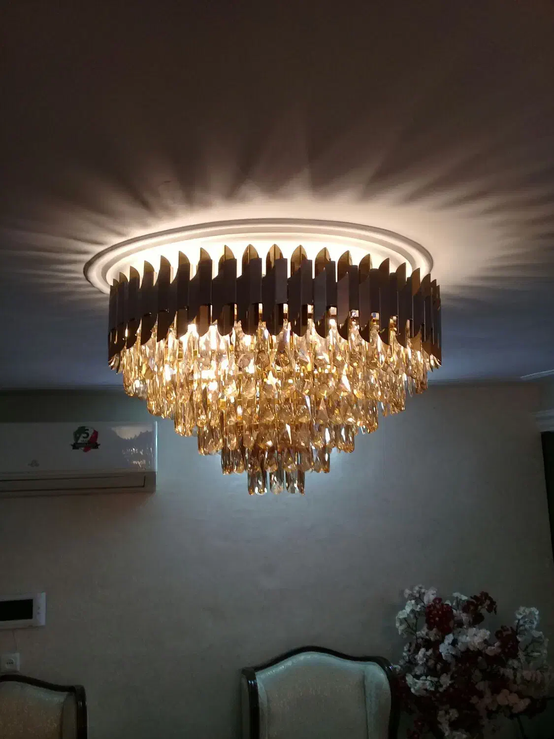 ۳ عدد لوستر کریستالی|لوستر و چراغ آویز|قم, قم نو|دیوار