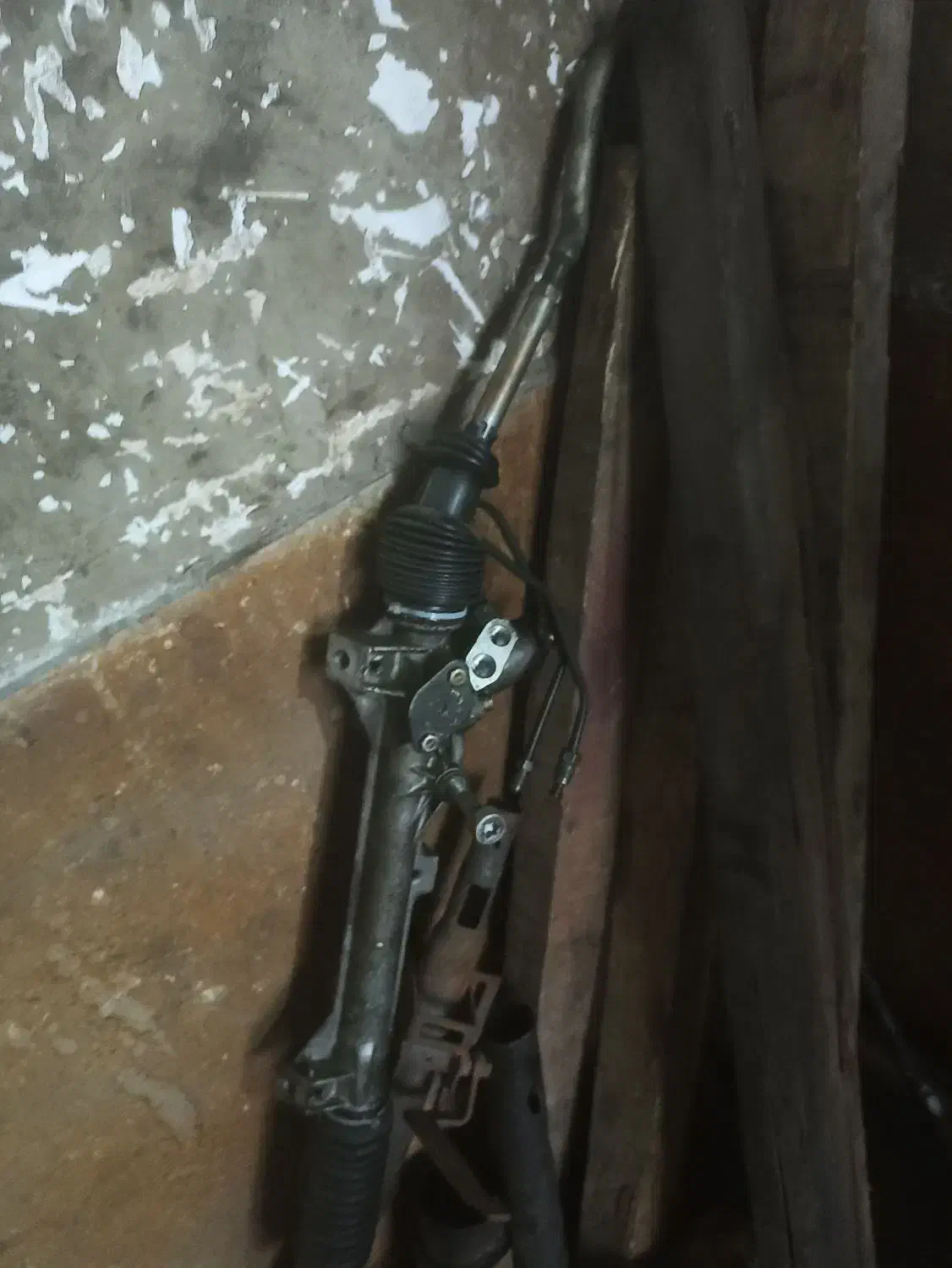 یه عدد سرسیلندر پراید و جعبه فرمان 405|قطعات یدکی و لوازم جانبی|شیراز, ترمینال باربری|دیوار