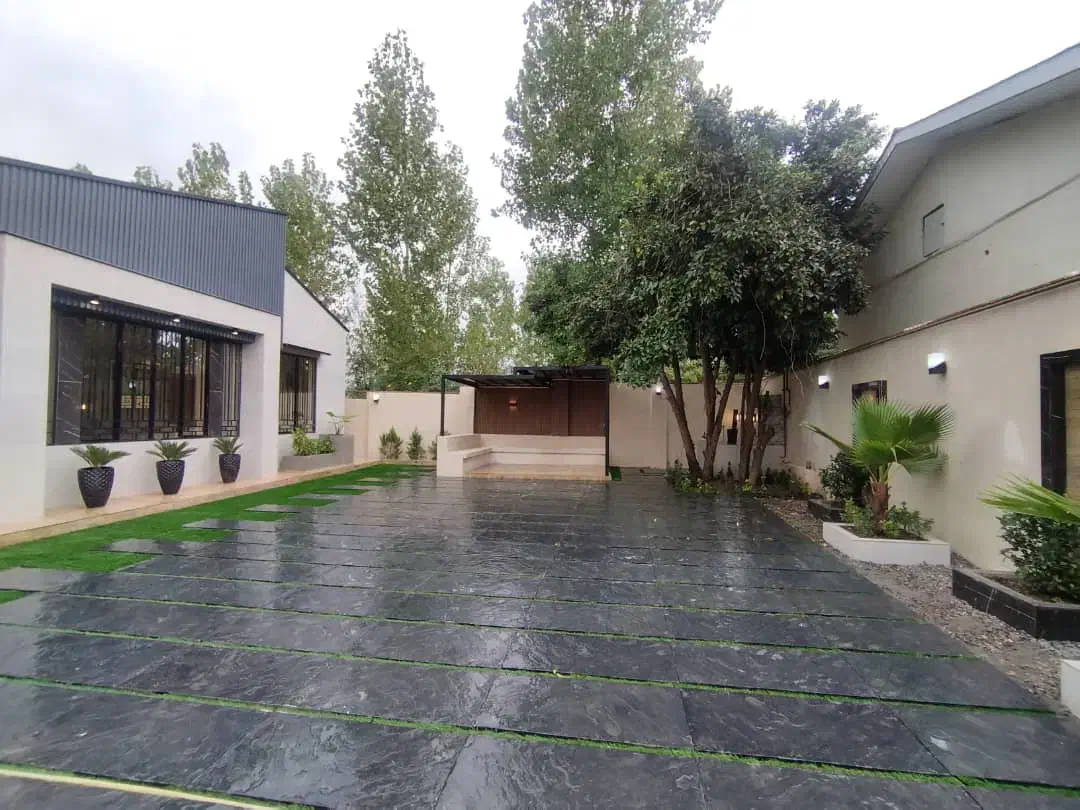 ویلا ۴۰۰متری سراوان قاضیان منطقه سرسبز|فروش خانه و ویلا|رشت, سعدی (تختی)|دیوار