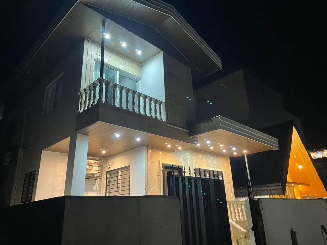 دو خواب دوبلکس دربست با بیلیارد وسیستم صوتی|اجارهٔ کوتاه‌مدت ویلا و باغ|سلمان‌شهر, |دیوار