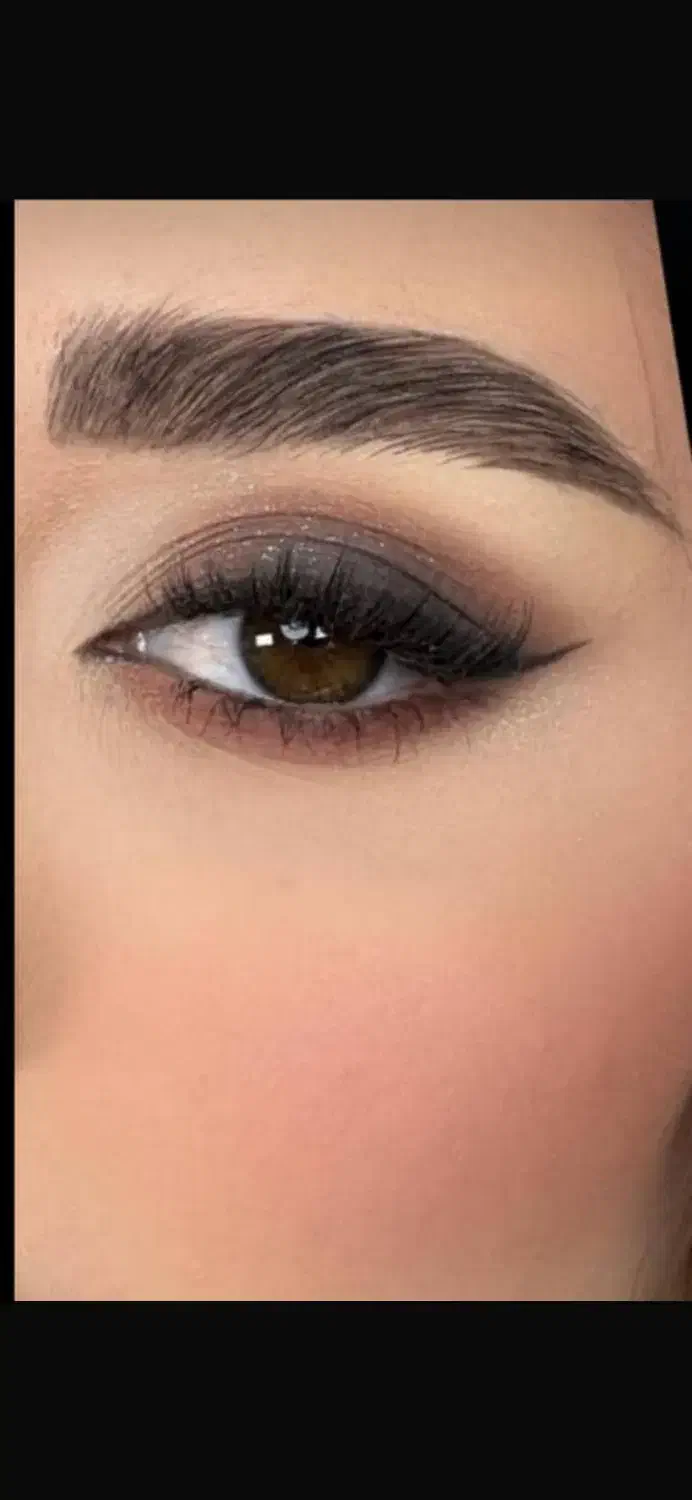 میکاپ شنیون بسیار شیک و مدرن و اقتصادی|خدمات آرایشگری و زیبایی|یزد, |دیوار