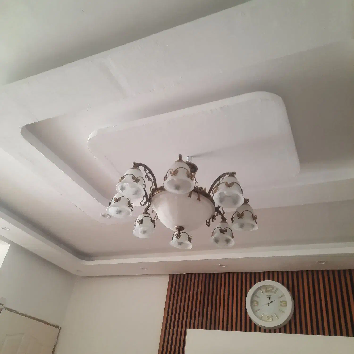 لوستر پر نور و جذاب|لوستر و چراغ آویز|مشهد, کوی سیدی|دیوار