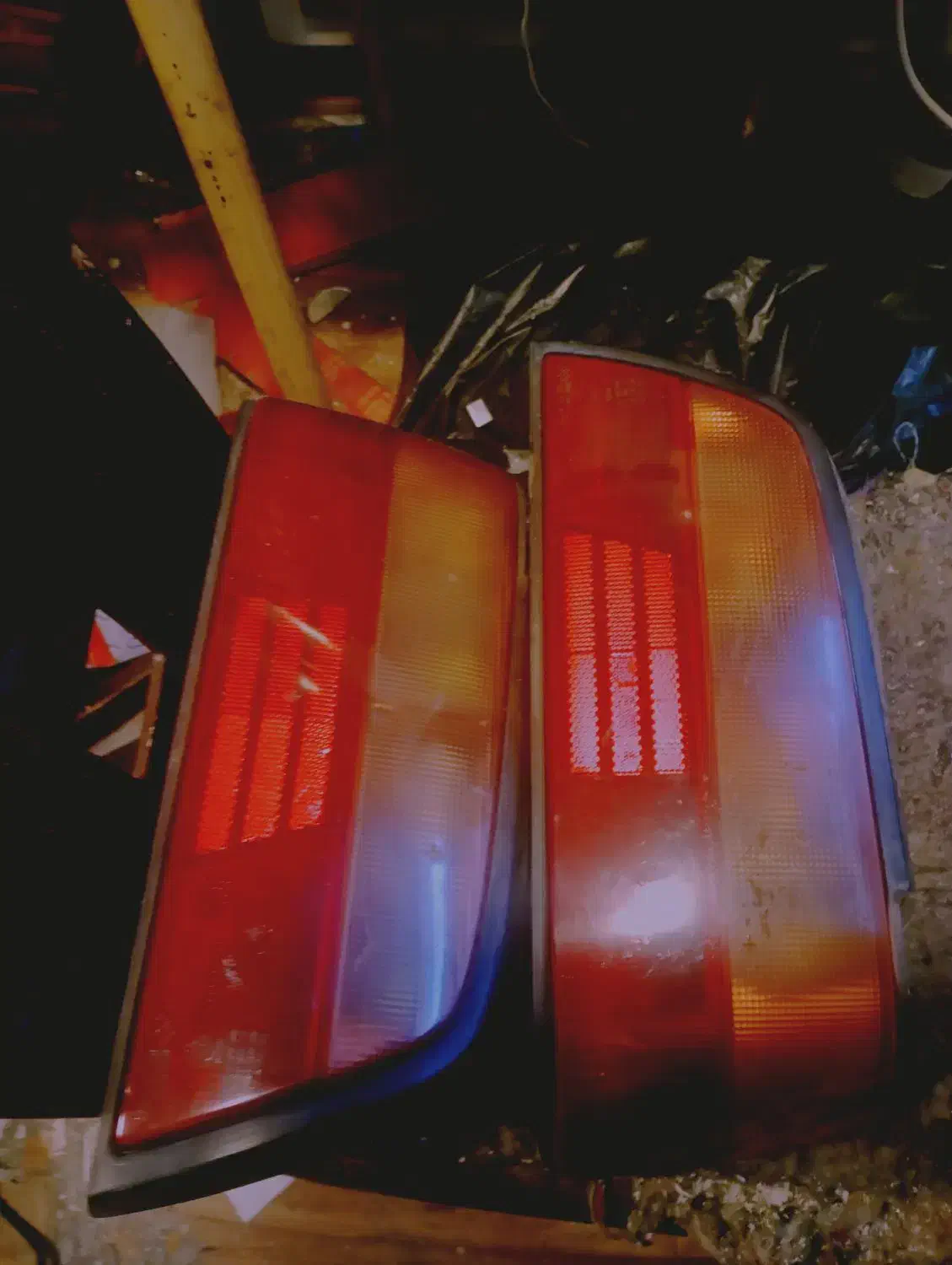 چراغ های عقب پارس|قطعات یدکی و لوازم جانبی|اردبیل, |دیوار