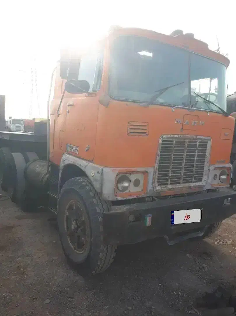 فروش ماک بی دماغ گیریبکس انترناش۸ دنده|خودرو سنگین|اصفهان, پوریای ولی|دیوار