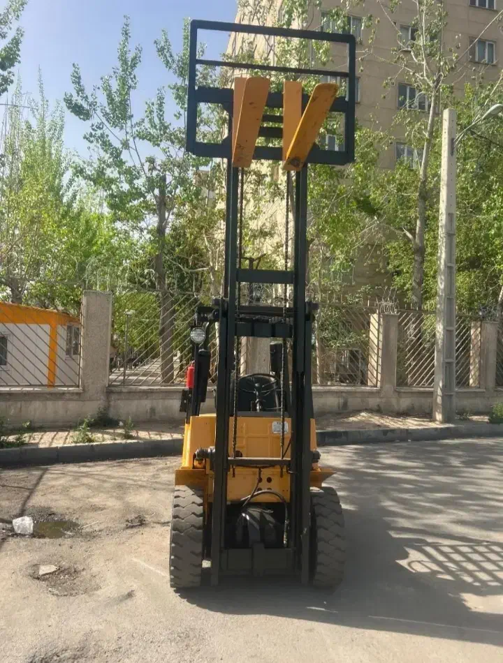 فروش و یا اجاره لیفتراک 3تن ژاپنی tcm|ماشینآلات صنعتی|سنگر, |دیوار