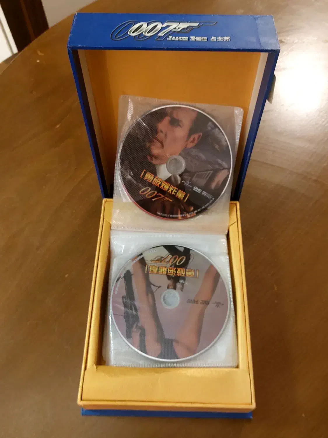 پک ۲۱ عددی limited Edition جیمز باند 007|فیلم و موسیقی|تهران, اکباتان|دیوار