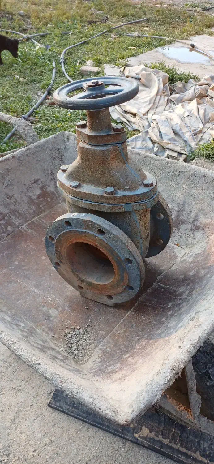 فلکه لوله اتصالات|عمده‌فروشی|بروجرد, |دیوار