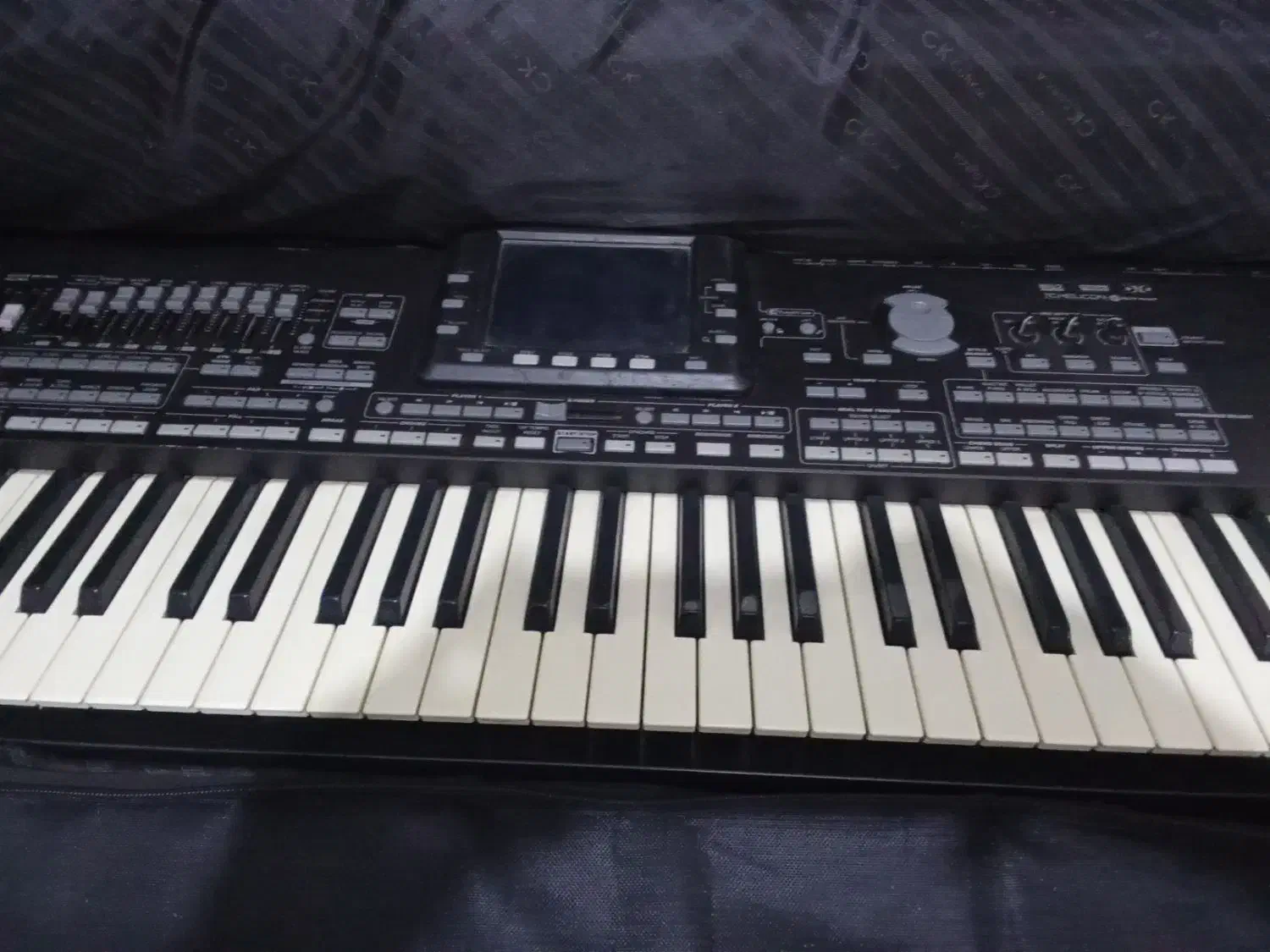 دستگاه ارگ PA3x|پیانو، کیبورد، آکاردئون|بومهن, |دیوار