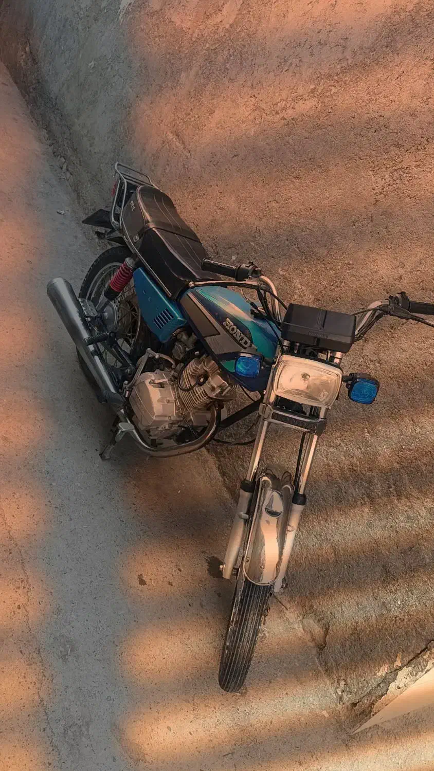 موتور بهرو مدل 84|موتورسیکلت|مشهد, شهید احمدی روشن|دیوار