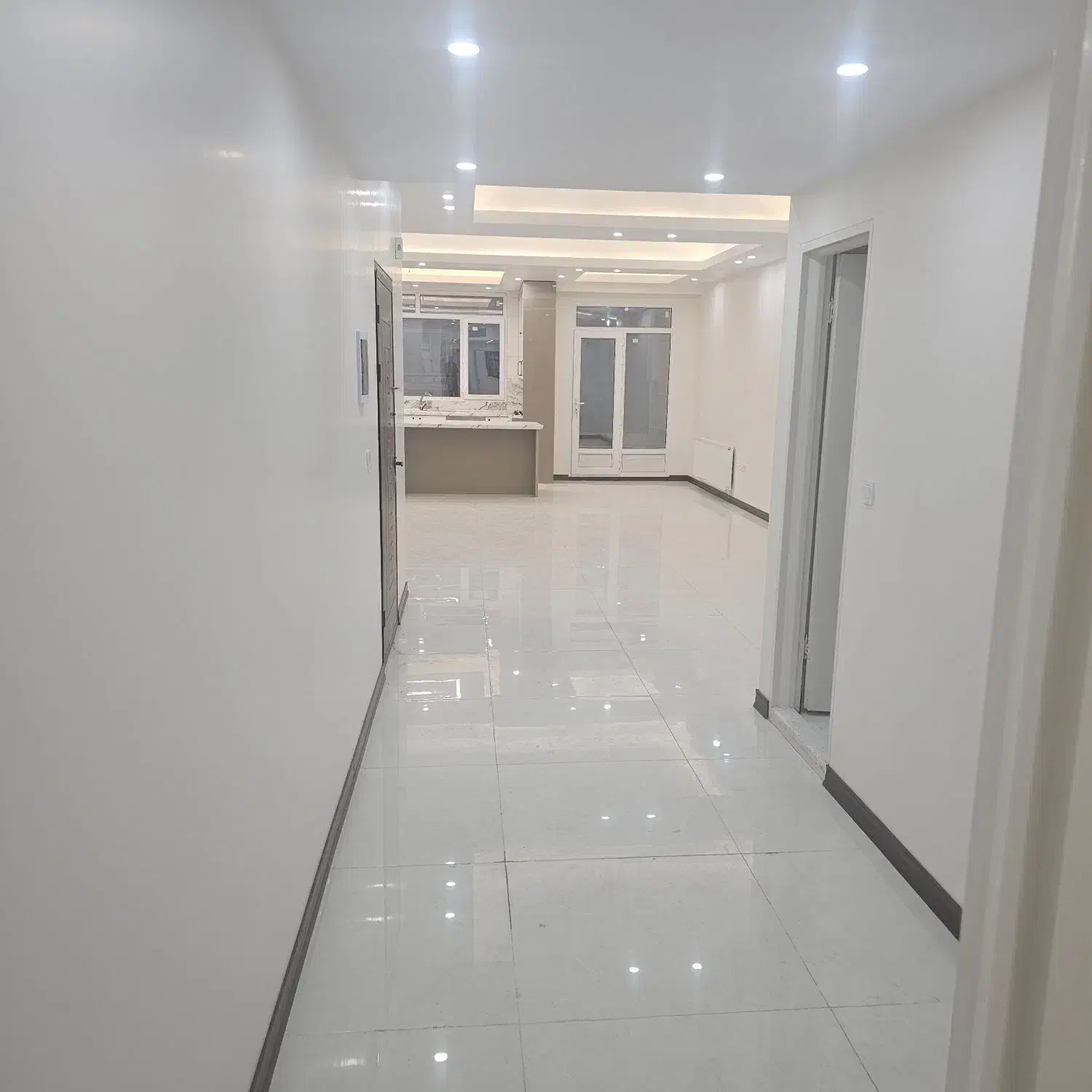 ۱۲۰ متر فول نوساز اوقاف ازادگان تخلیه