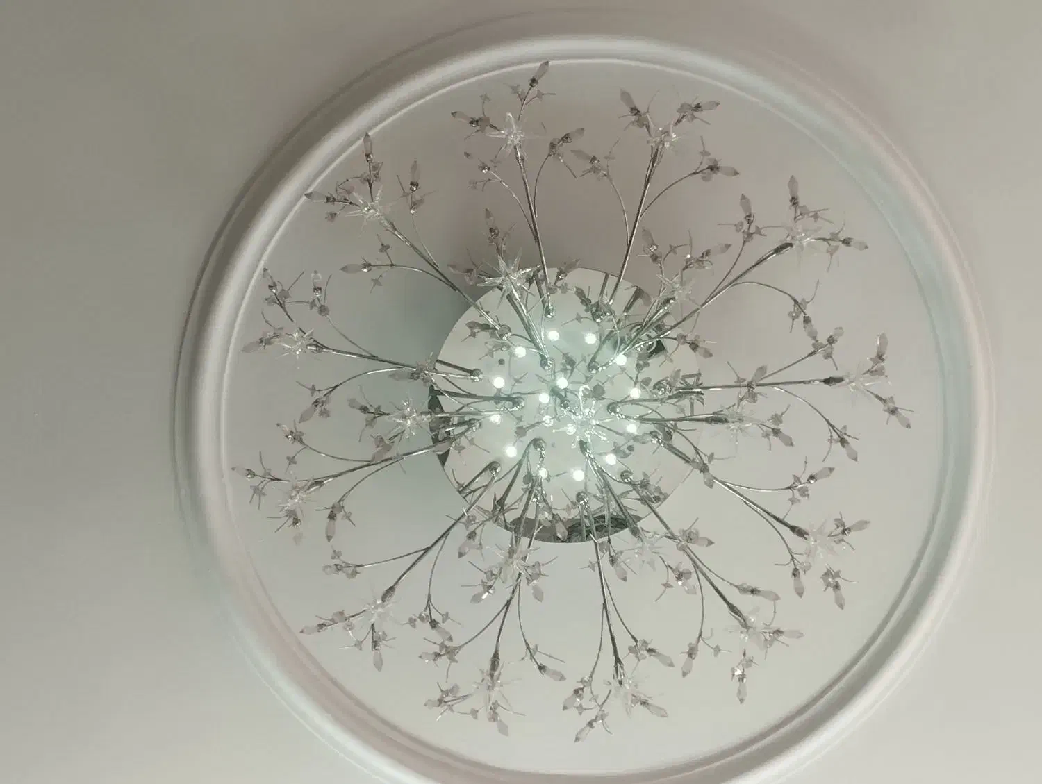 لوستر|لوستر و چراغ آویز|تهران, گلستان (شهرک راه آهن)|دیوار