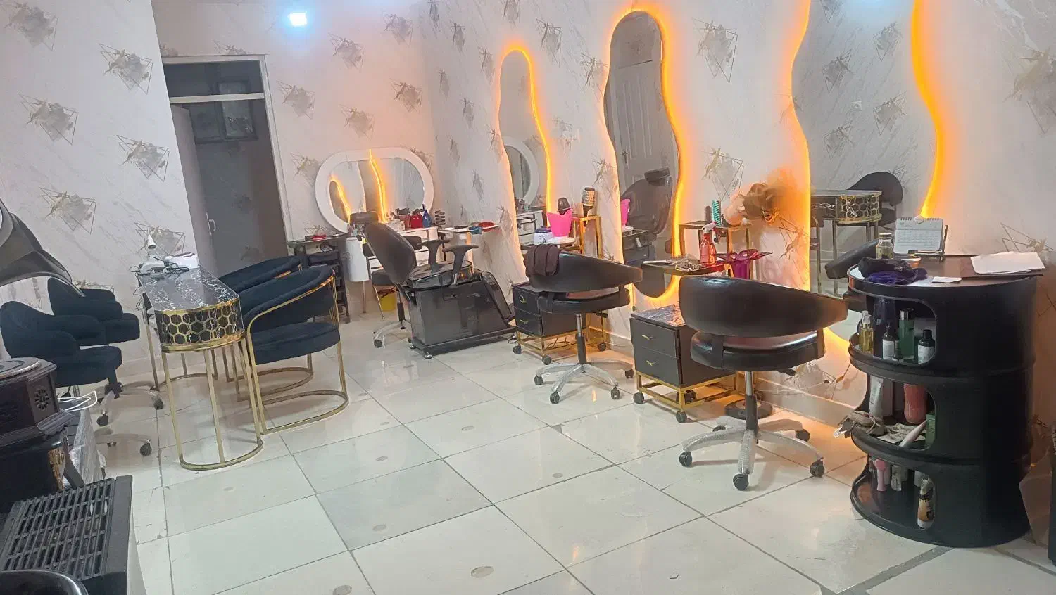 اجاره|خدمات آرایشگری و زیبایی|اسلام‌شهر, مظفریه|دیوار