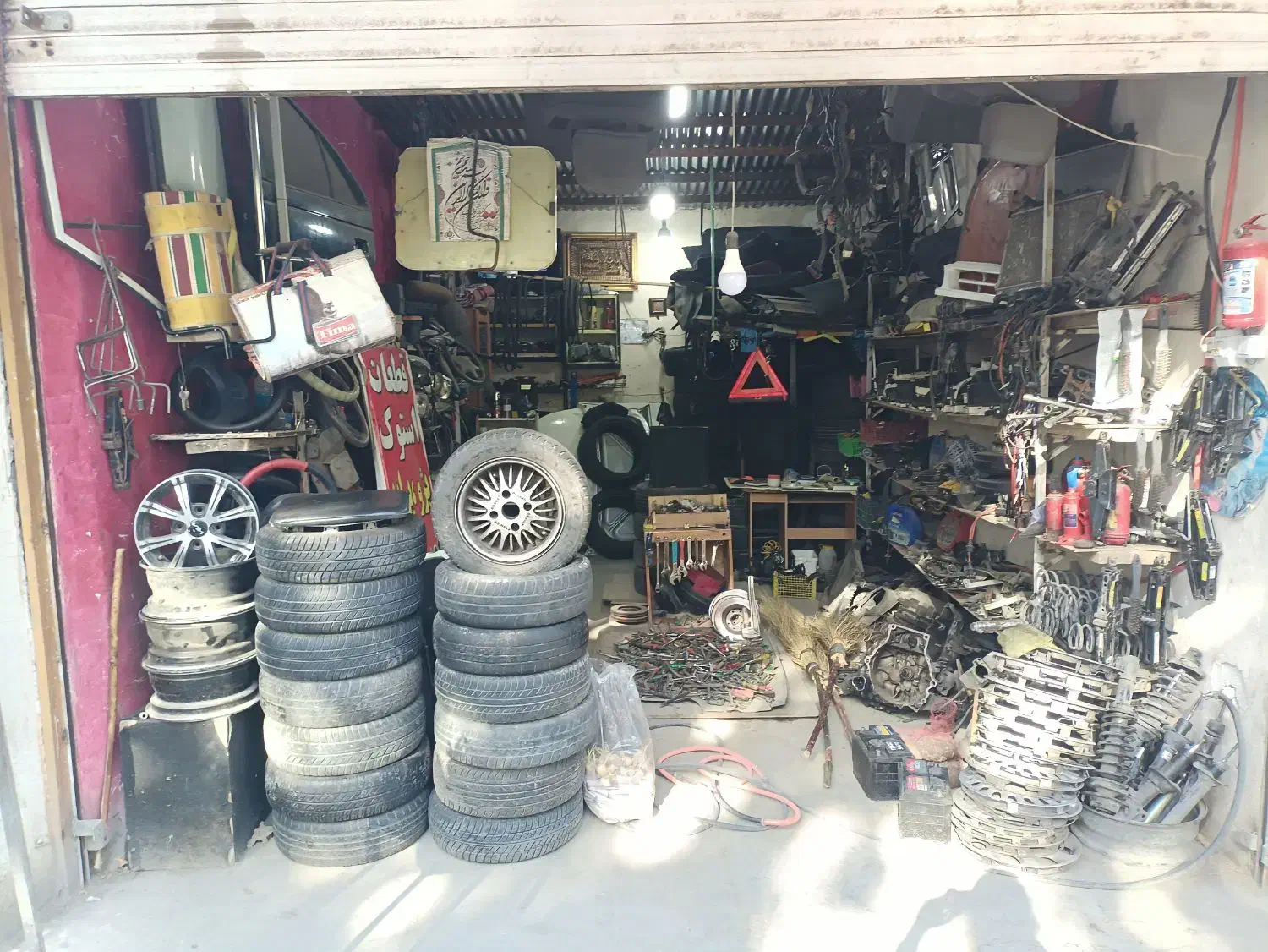 استوک رینگ لاستیک کیلومتر ضبط|قطعات یدکی و لوازم جانبی|مشکیندشت, |دیوار