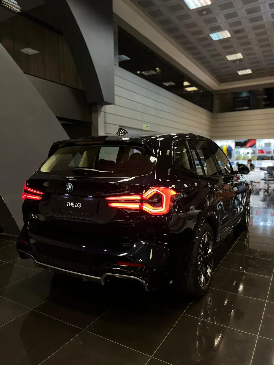 BMW IX3 .تجارت خودرو خسروانی. TKK|خودرو سواری و وانت|تهران, شهرک استقلال|دیوار