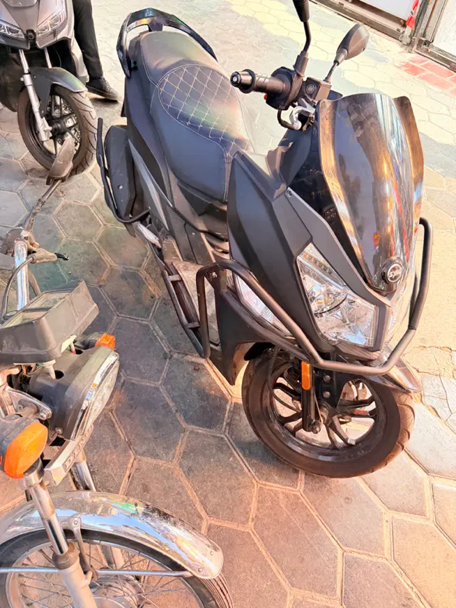 J200 sym|موتورسیکلت|شیراز, زند|دیوار