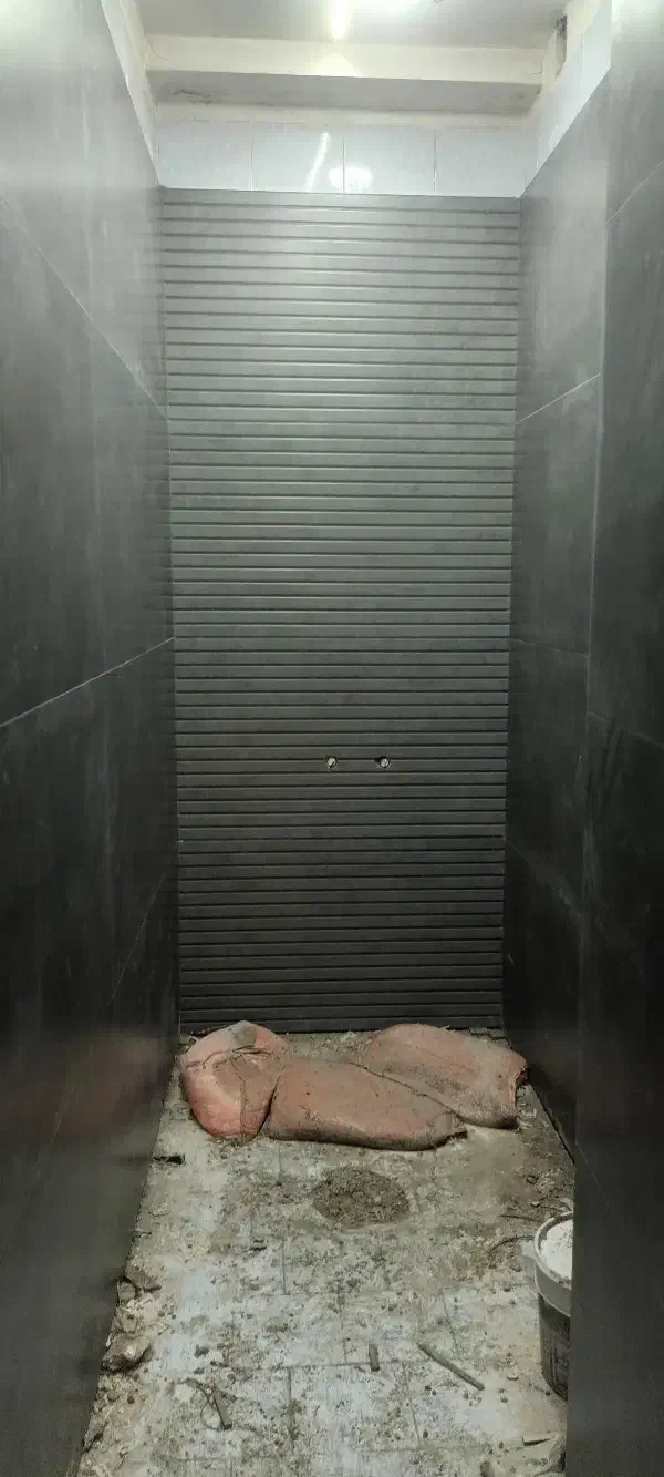 سنگ کاری کاشی کار سرامیک ایزوگام غیرگونی لکه کاری|خدمات پیشه و مهارت|قرچک, پارس سرام|دیوار