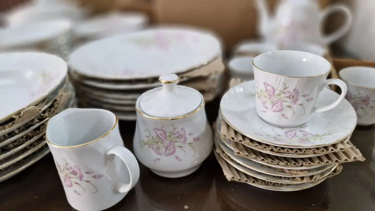 سرویس عتیقه|کلکسیون اشیاء عتیقه|اردبیل, |دیوار