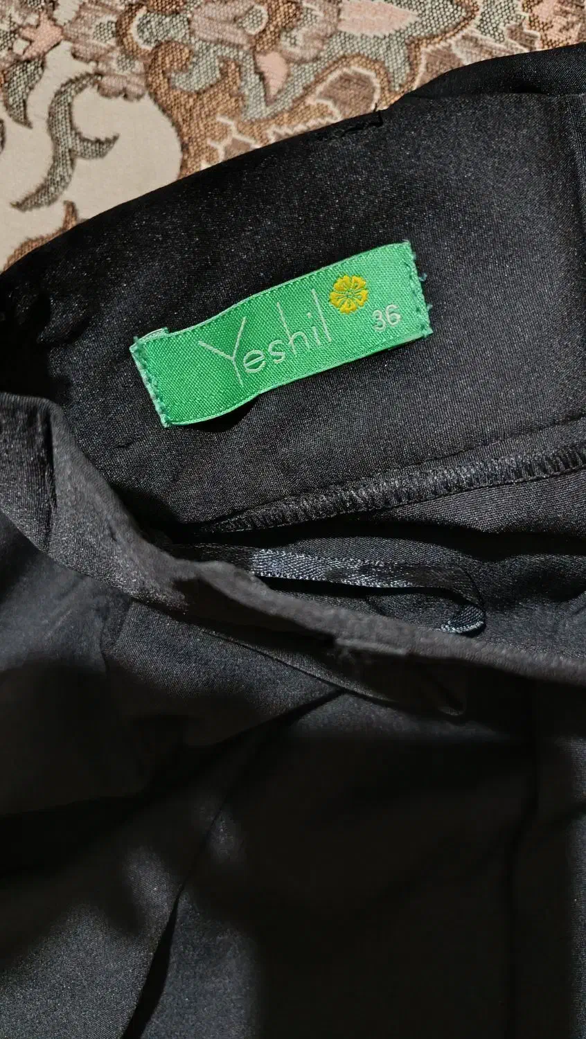 دامن مشکی|لباس|نسیم‌شهر, |دیوار