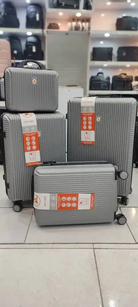 چمدان فایبر|کیف، کفش، کمربند|مشهد, رده|دیوار