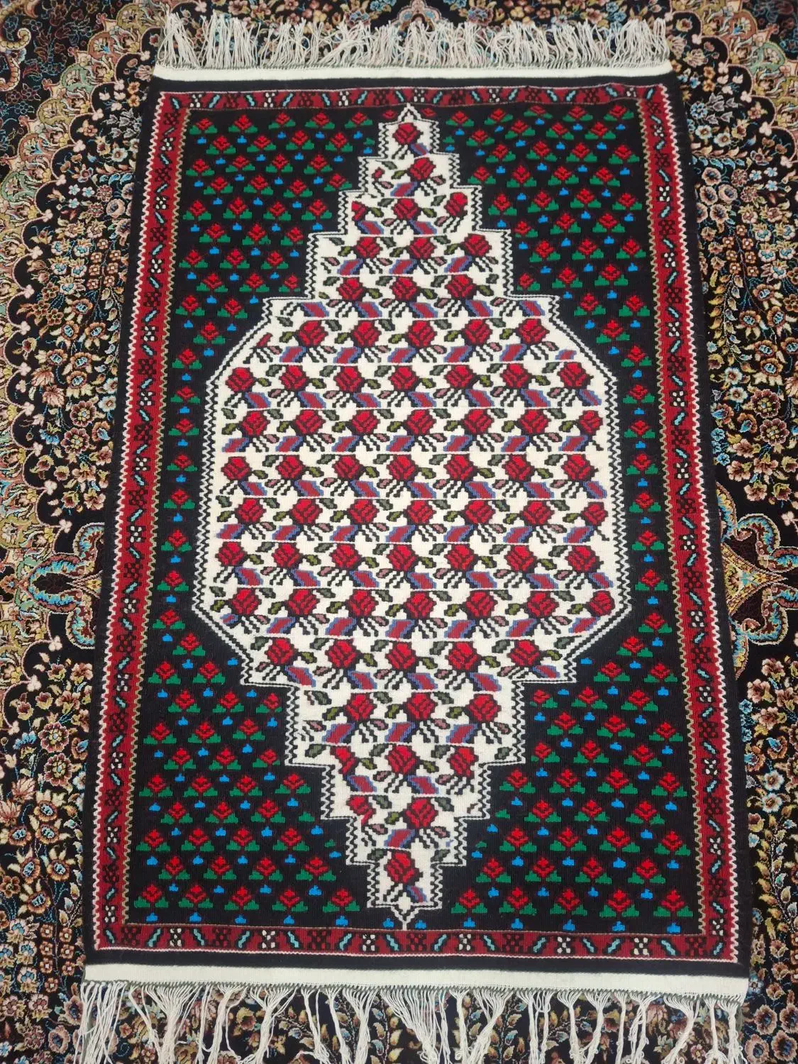 گلیمچه|گلیم، جاجیم، گبه|بیجار, |دیوار