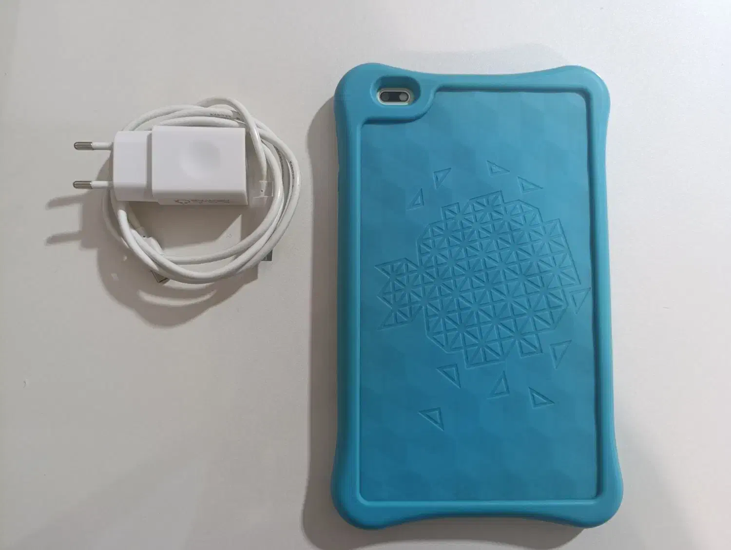 تبلت|تبلت|شاهین دژ, |دیوار