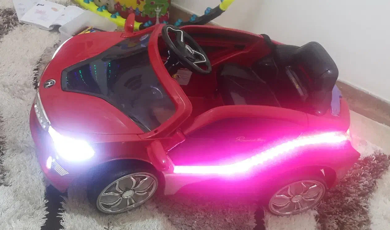 ماشین شارژی دوموتوره|اسباب و اثاث بچه|قم, انسجام|دیوار