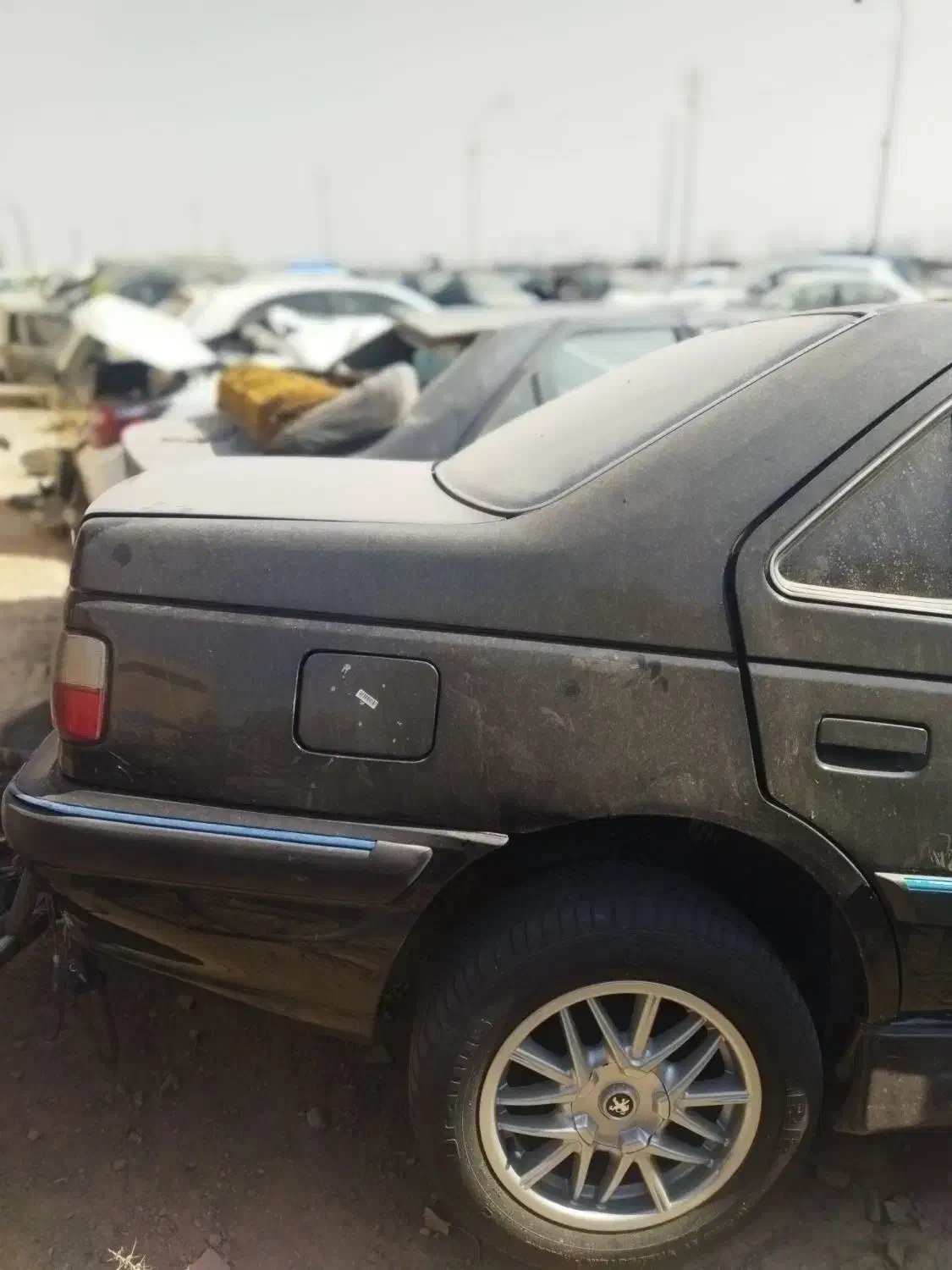 خودروپژوپارس. مشکی تصادفی|خودرو سواری و وانت|شاهینشهر, عطار|دیوار