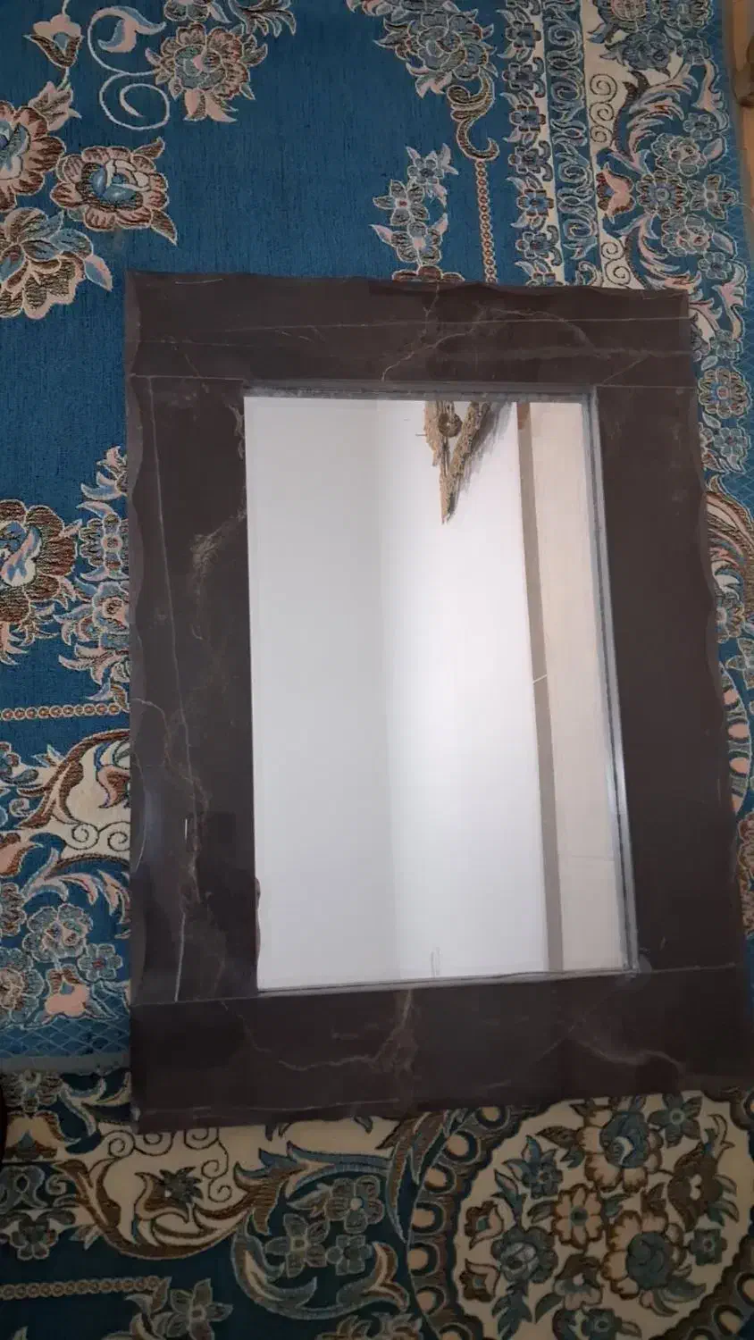 روشویی سنگی به همراه شیر اب و اینه و قاب اینه|لوازم سرویس بهداشتی|ورامین, ورامین|دیوار