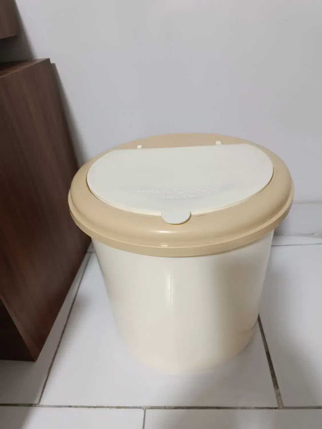 جابرنجی تکنو پلاست|ظروف نگهدارنده، پلاستیکی، یکبارمصرف|تهران, تولید دارو|دیوار