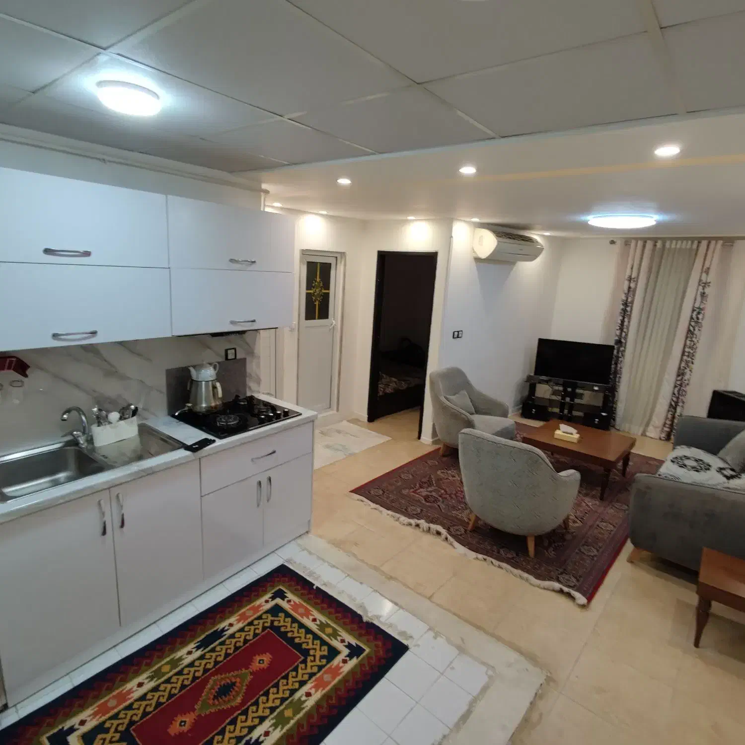 اجاره روزانه واحد مستقل و صفر دو خواب در رشت|اجارهٔ کوتاه‌مدت آپارتمان و سوئیت|رشت, گلزاران|دیوار