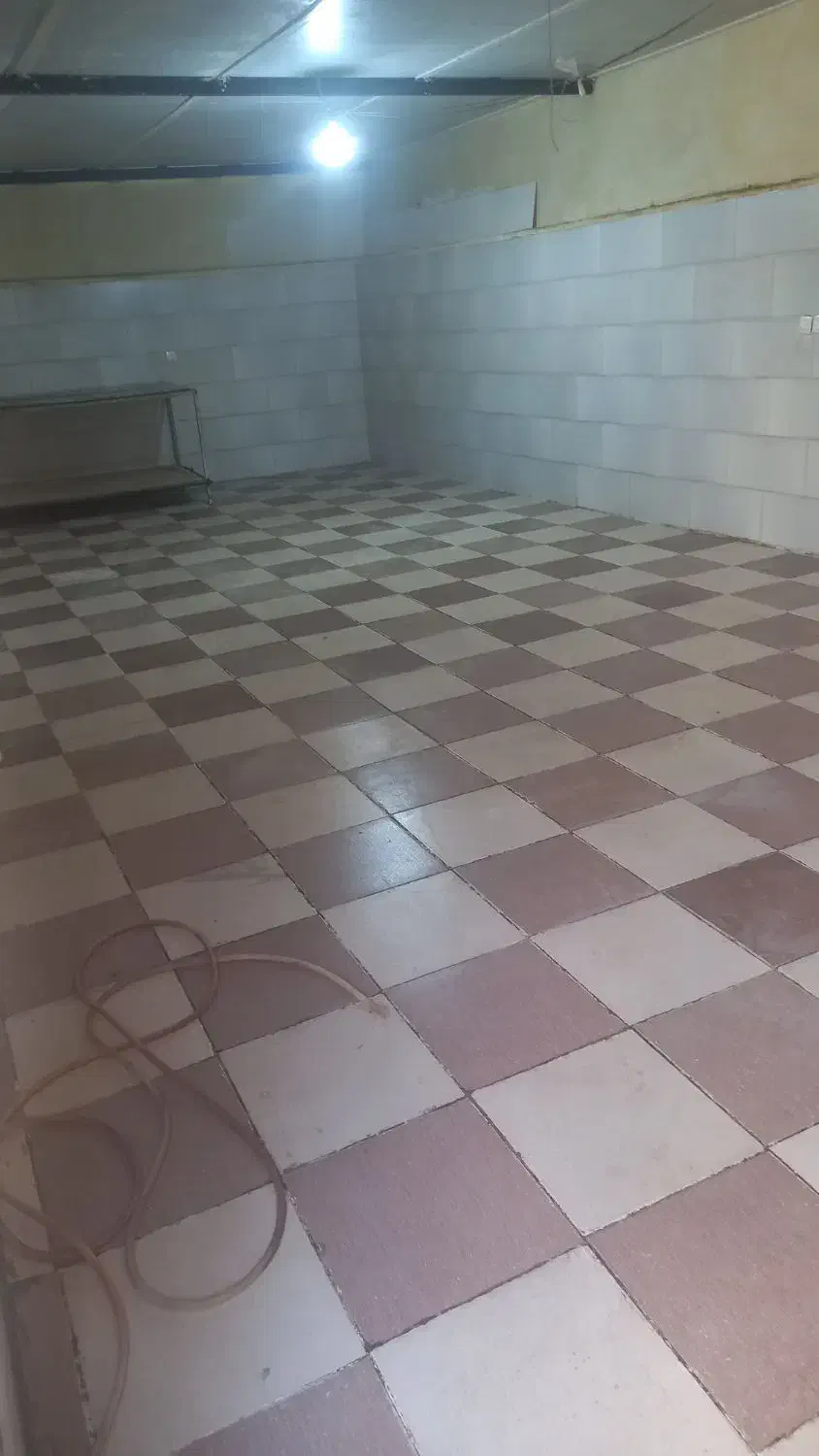 اجاره مغازه ۹۰ متری|اجارهٔ مغازه و غرفه|کرمان, |دیوار