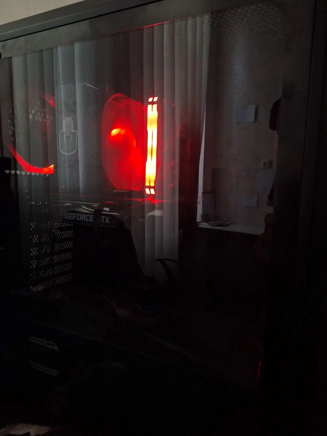 کیس گیمینگ|رایانه رومیزی|مشهد, انقلاب|دیوار