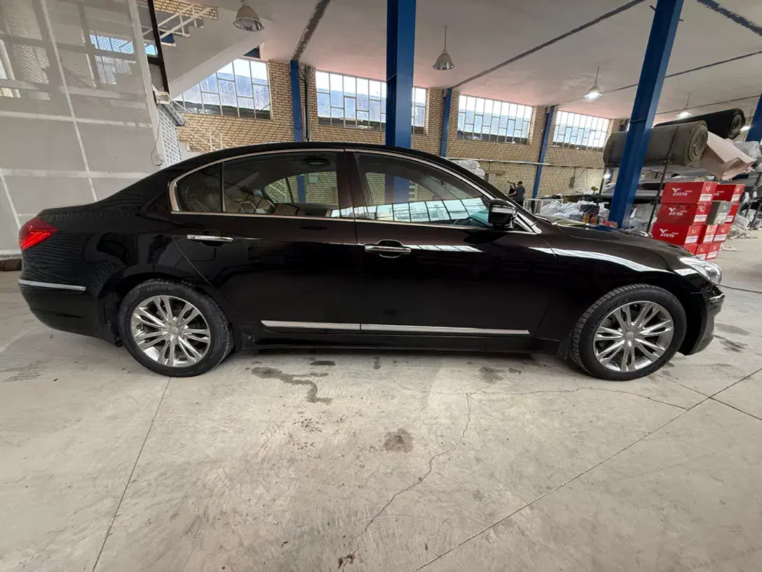 جنسیس سدان 2013|خودرو سواری و وانت|رباط‌کریم, شهرک صنعتی زواره‌ای|دیوار