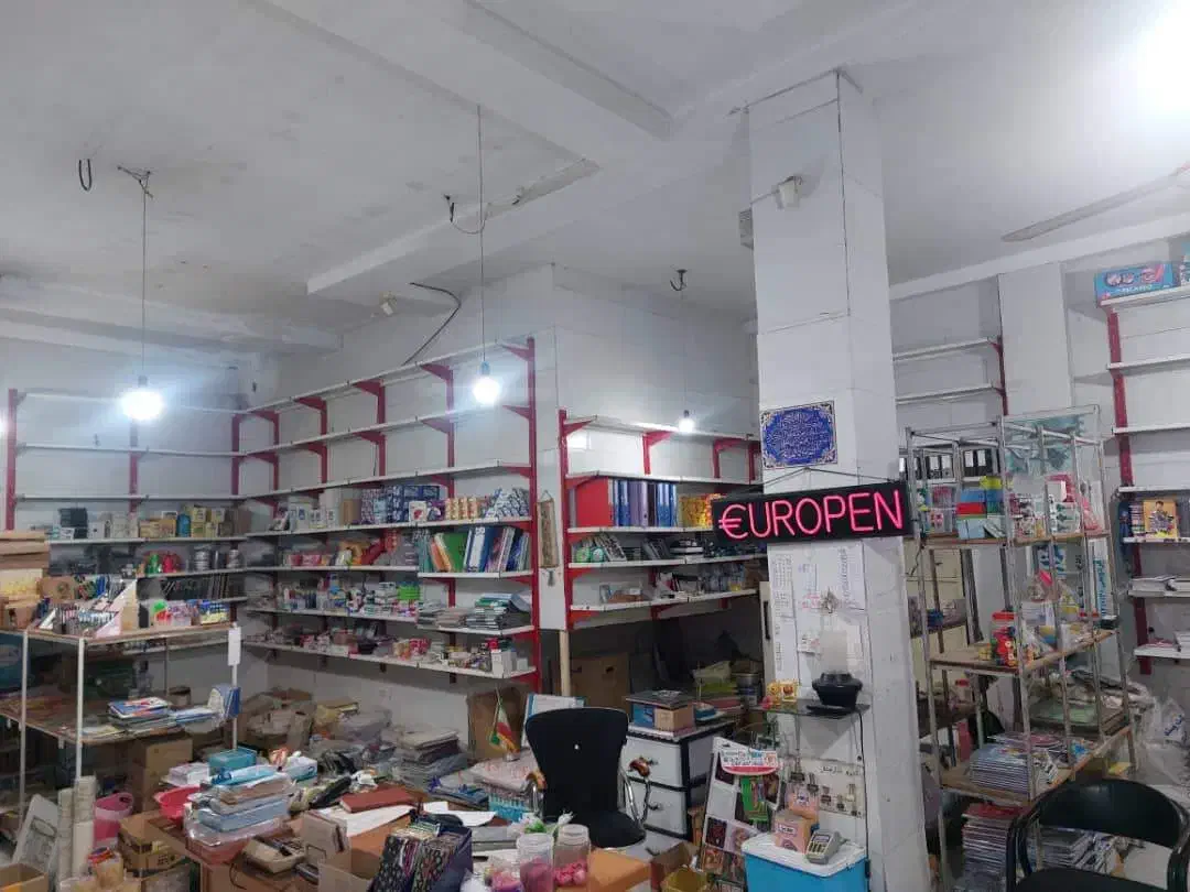 فروش ویترین و قفسه فروشگاه|حراج|آمل, |دیوار