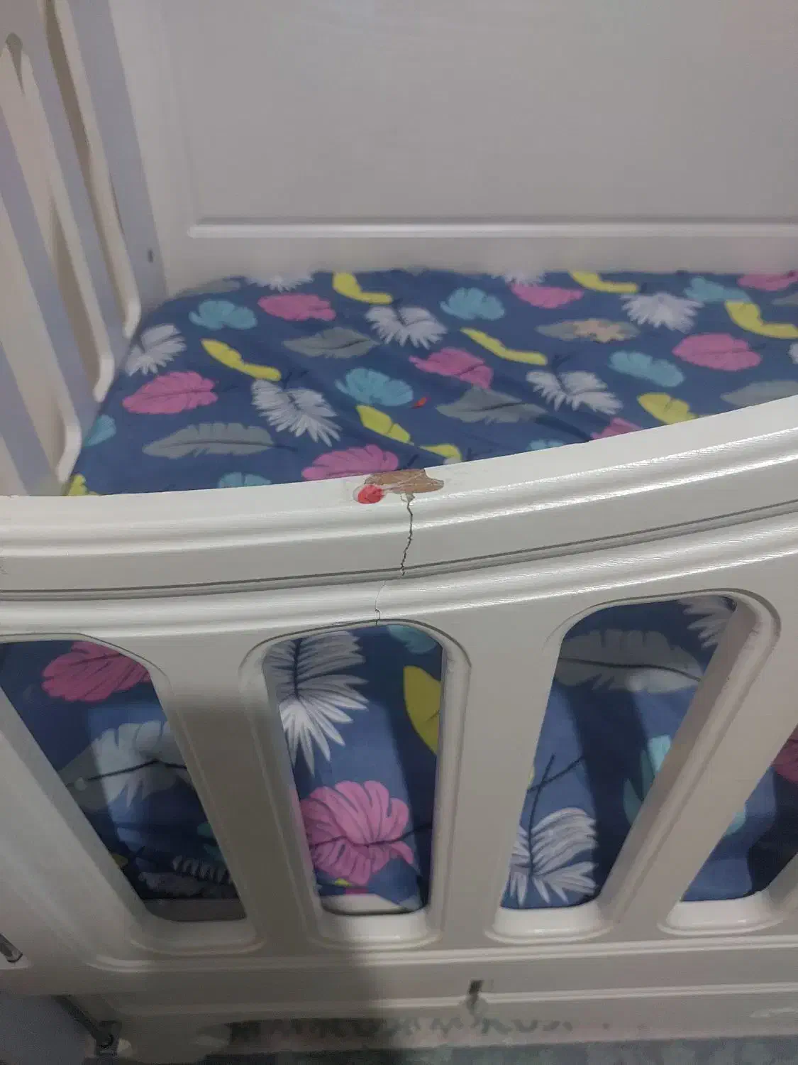 تخت کودک|تخت و سرویس خواب|تهران, والفجر (افسریه)|دیوار