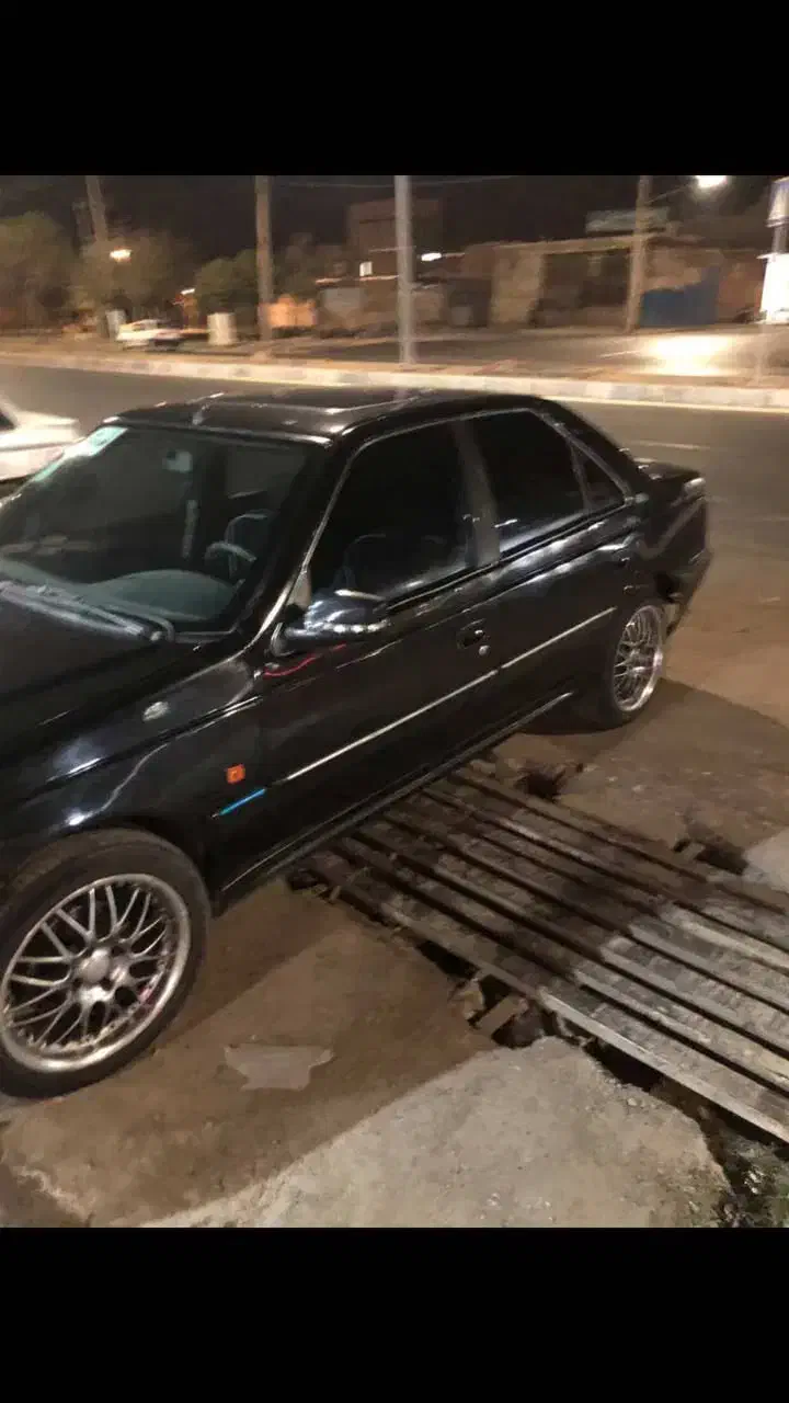 پژو پارس|خودرو سواری و وانت|سبزوار, چهارراه فرودگاه|دیوار