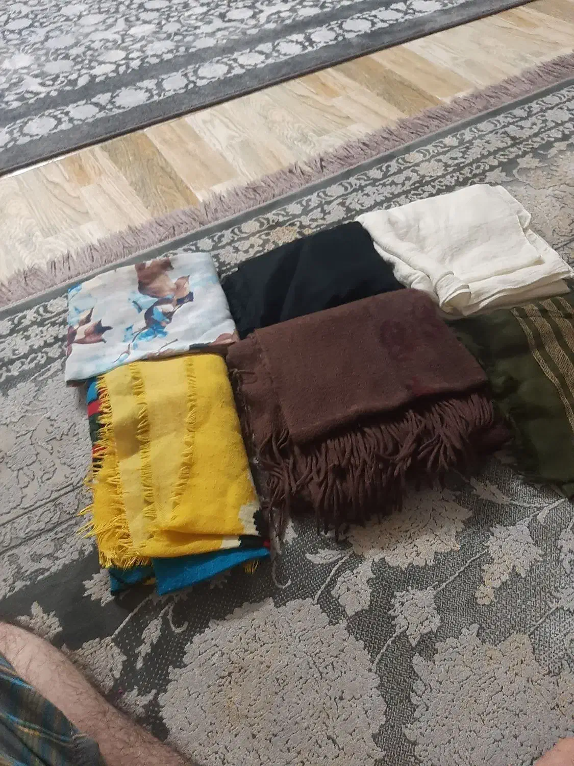 به تعداد 6 عدد شال زنانه جهت فروش|لباس|ساوه, |دیوار