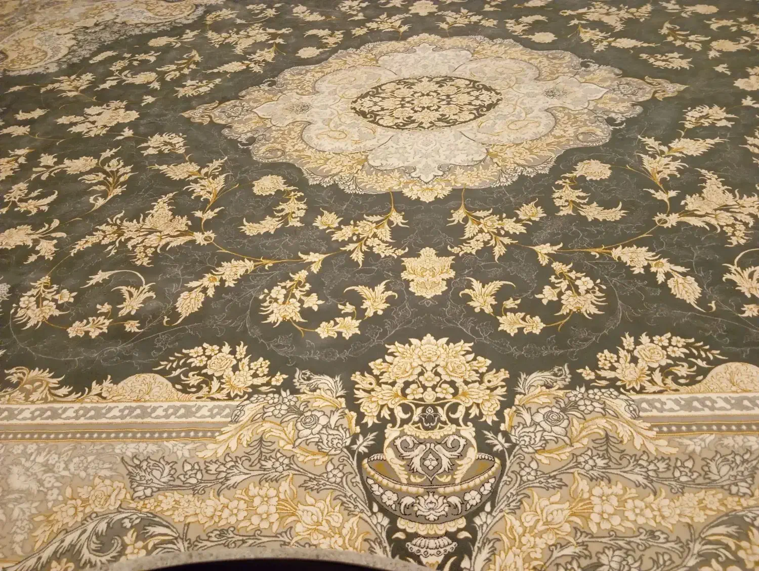 دو عدد فرش دوازده متری در حد نو|فرش|گرگان, |دیوار