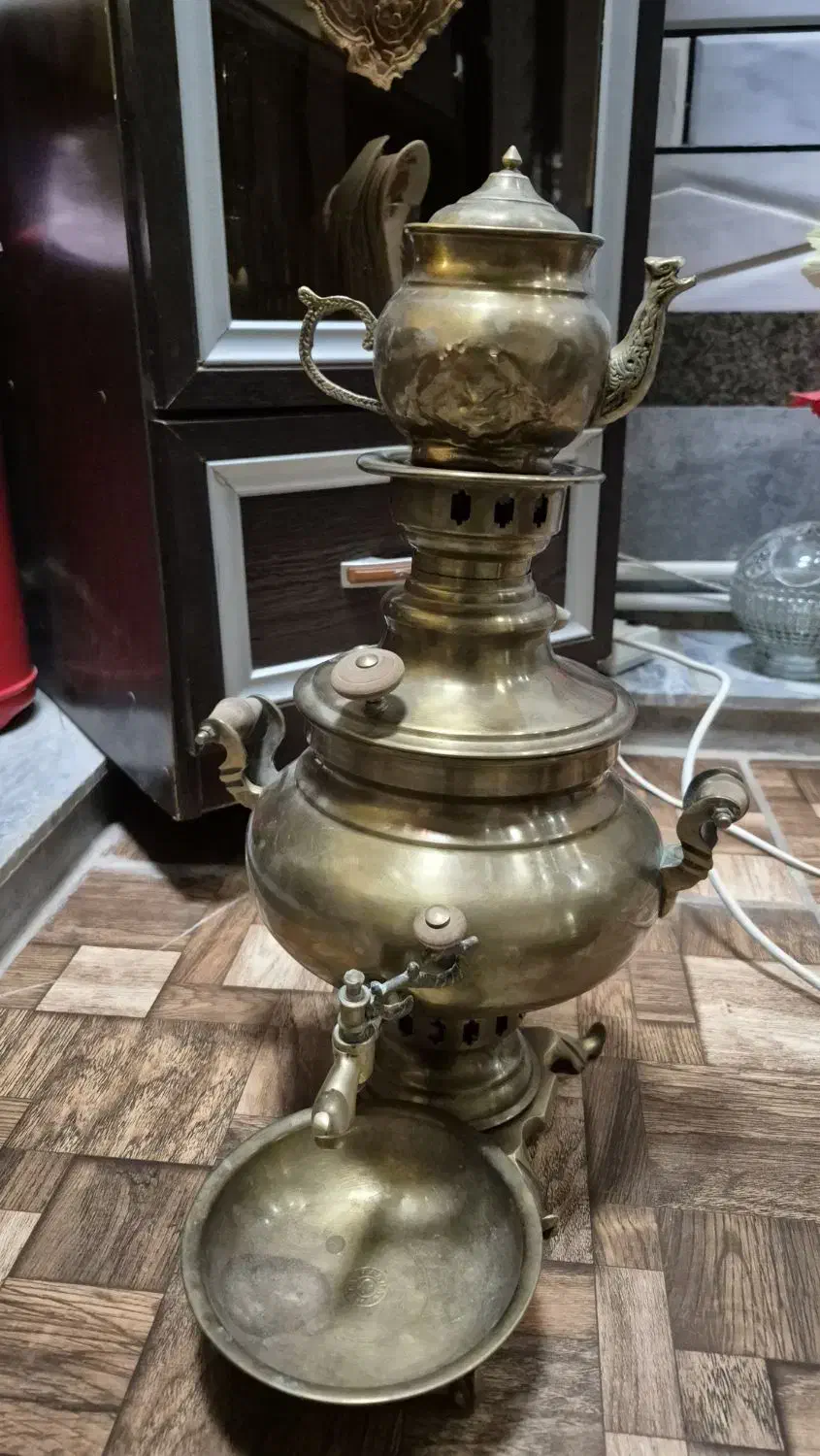 سماور و قوری|صنایع دستی و سایر لوازم تزئینی|الشتر, |دیوار