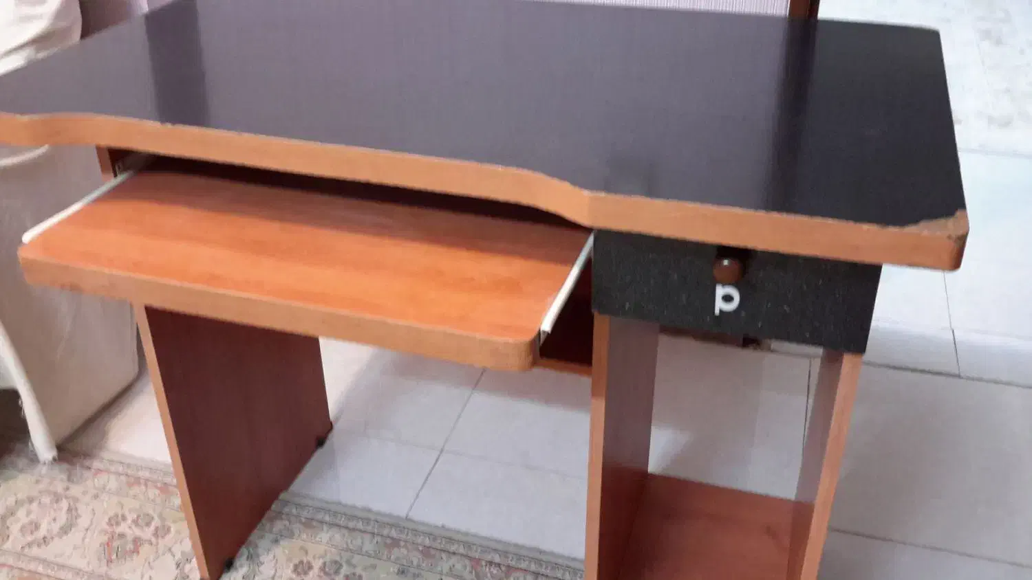 میز کامپیوتر و تحریر، صندوق قدیمی.|میز تحریر و کامپیوتر|قم, پردیسان|دیوار