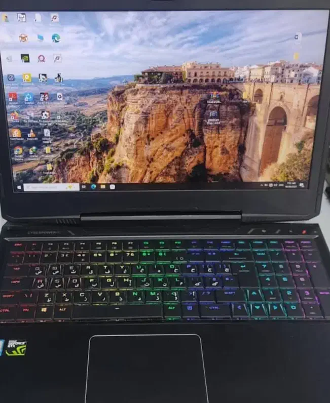 خرید و فروش انواع لپ تاپ و مانیتور/خدمات بازگردانی|رایانه همراه|دورود, |دیوار