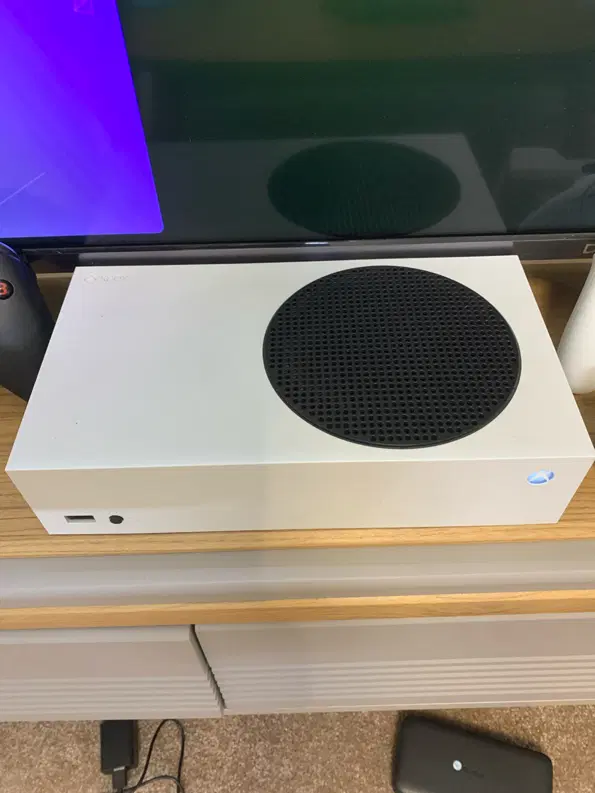 Xbox series s|کنسول، بازی ویدئویی و آنلاین|مهاجران, |دیوار