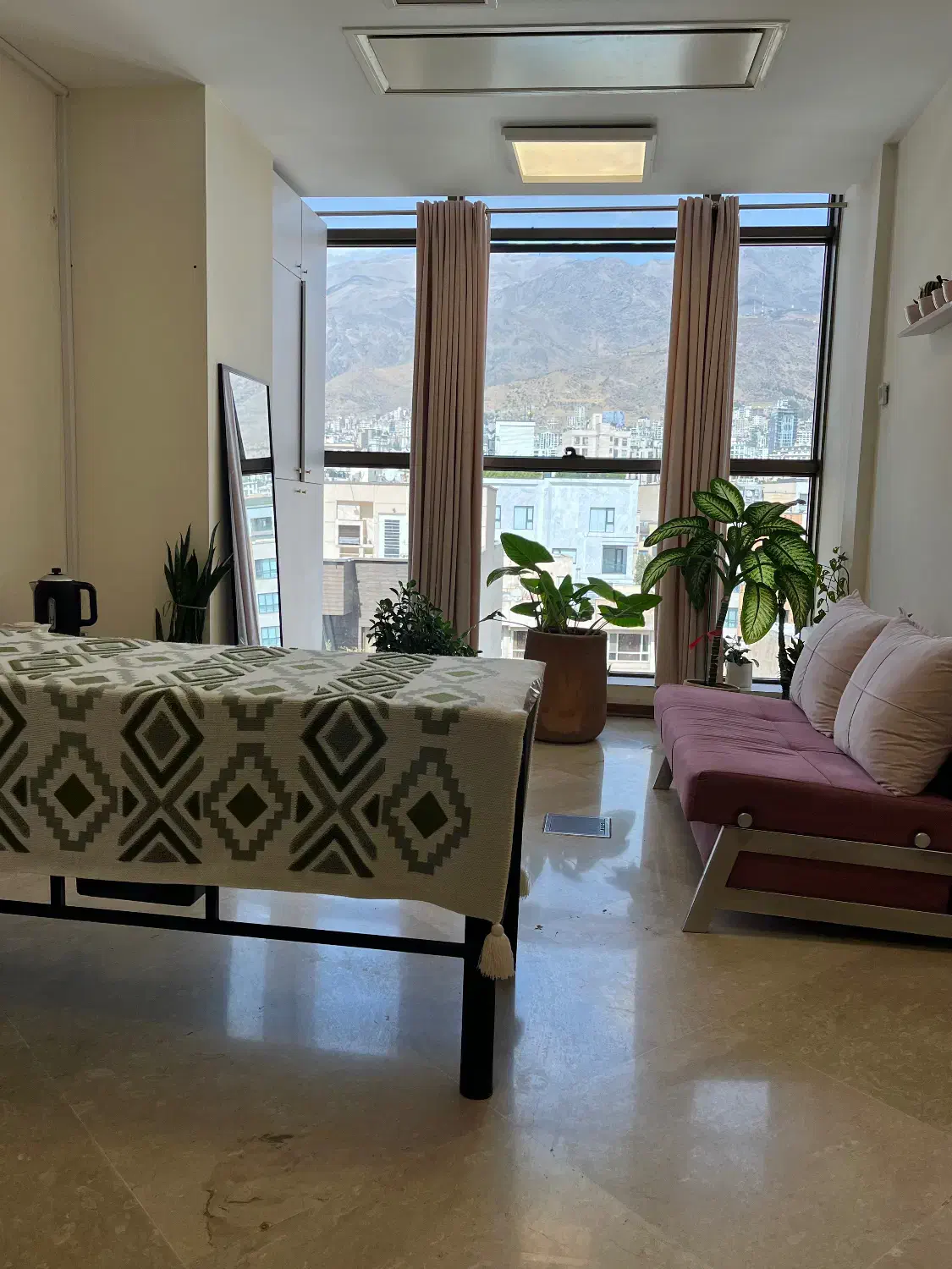 استخدام مژه کار و ناخنکار|استخدام درمانی، زیبایی، بهداشتی|تهران, حکمت|دیوار