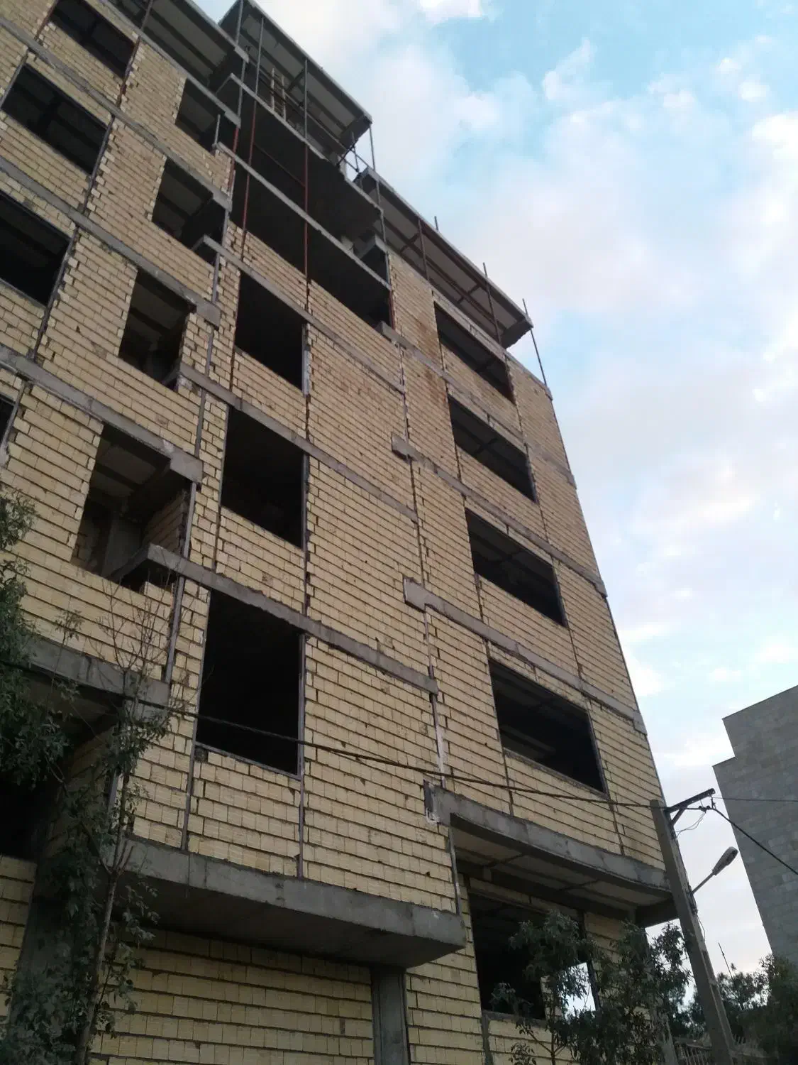 اجرای والپست، نبشی کشی و میلگرد بستر|خدمات پیشه و مهارت|کرمانشاه, |دیوار