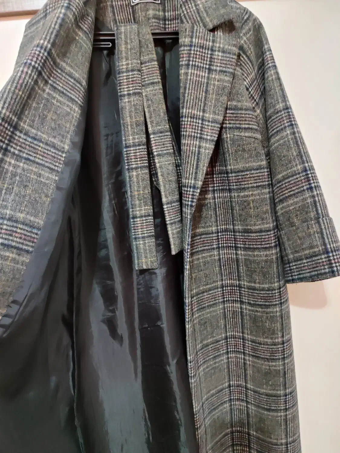 پالتو|لباس|تبریز, |دیوار