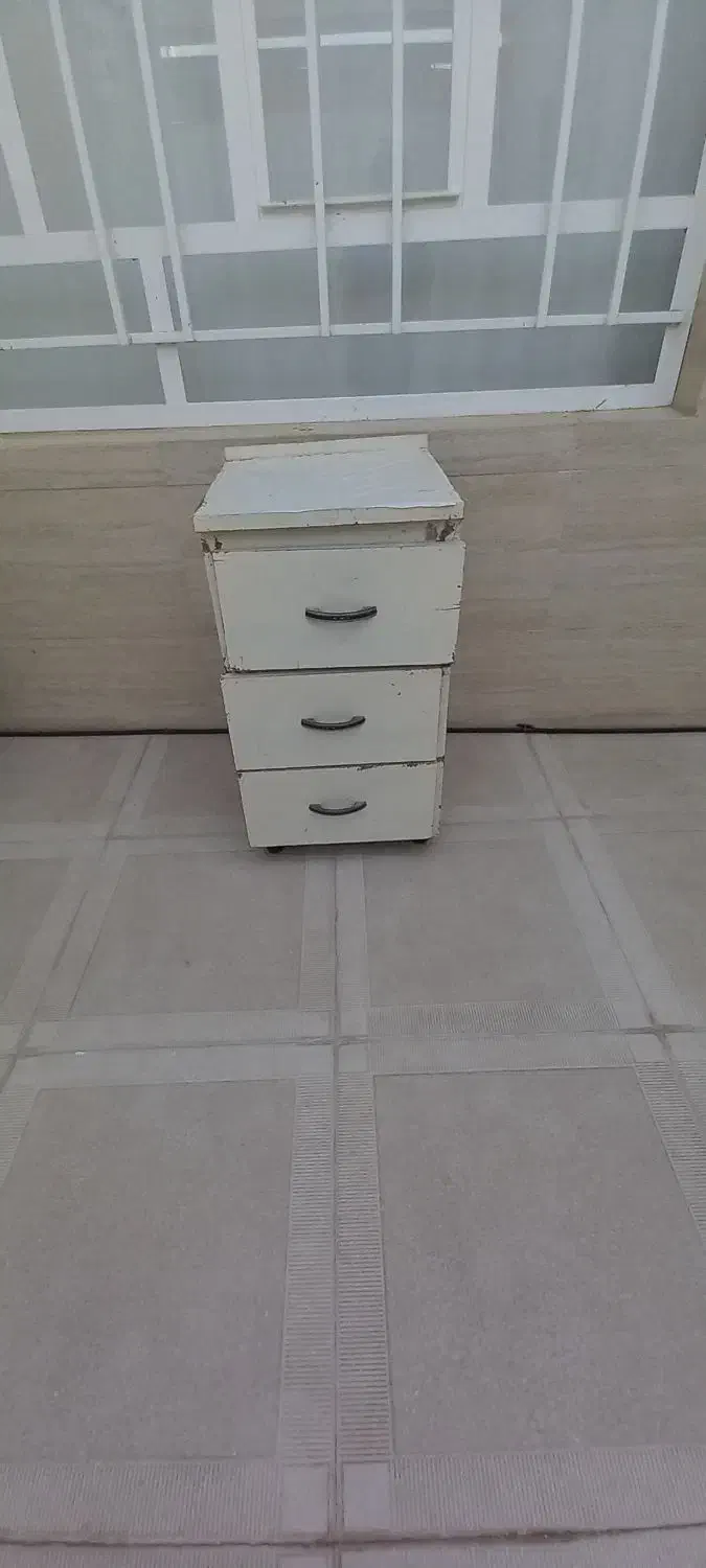 فایل سه کشو.فروتقه|جاکفشی، کمد، دراور|کاشمر, |دیوار